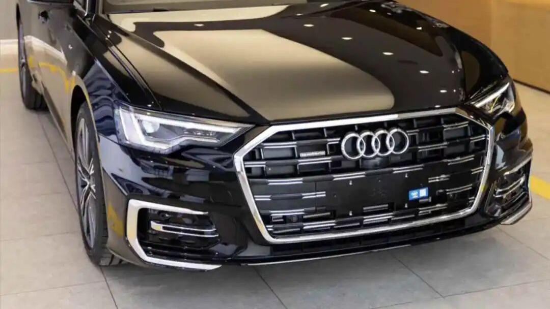 奥迪降价，合资车被逼疯，豪车变白菜价?