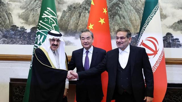 以色列领事对中国提出一个建议：“不要再买伊朗石油，让它崩溃”