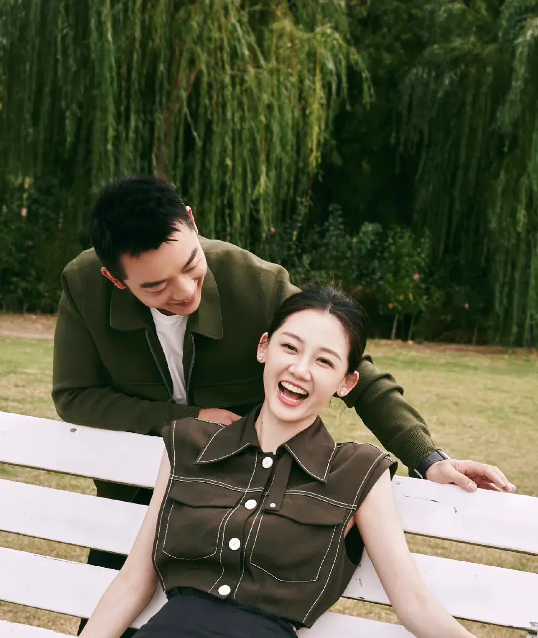 郑恺苗苗的幸福婚姻











我滴个乖乖！郑恺为了苗苗，竟然放弃了跑