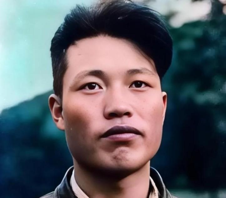 1953年，年仅21岁的朝鲜飞行员，开着当时世界上最先进的战机投诚美国，并获得1