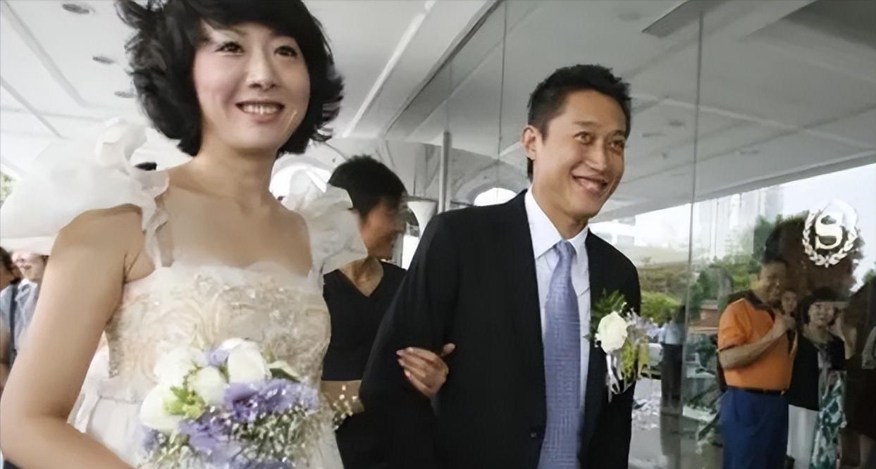2013年，西安尿毒症女子为了活下去，和患骨髓瘤男子签下结婚协议：“婚后，我会尽