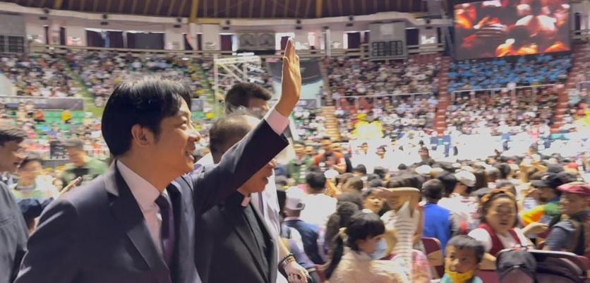 台湾当前面临着来自内外的许多挑战，尤其是来自中国大陆“吞并”的威胁！这是6月15