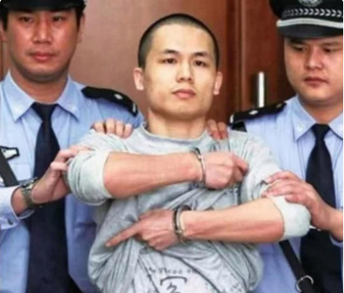 民警李才坤被判死刑，“喊冤” 背后精神鉴定存疑
