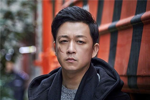 婚姻到底给了男人什么？潘粤明离婚之后，事业迎来第二春，靠着《白夜追凶》顺利翻红；