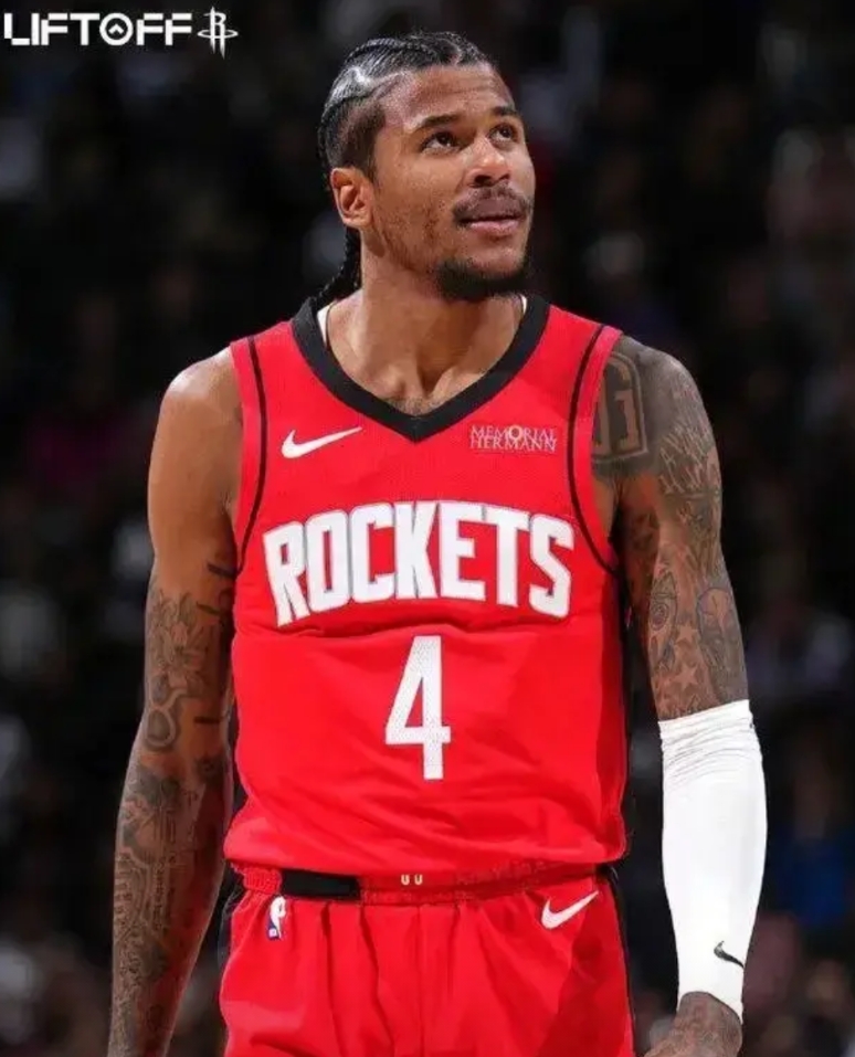 格林总是在行 ，“或 ”不行 ，之间选择了 “或”

这可能是全联盟所有主要轮换