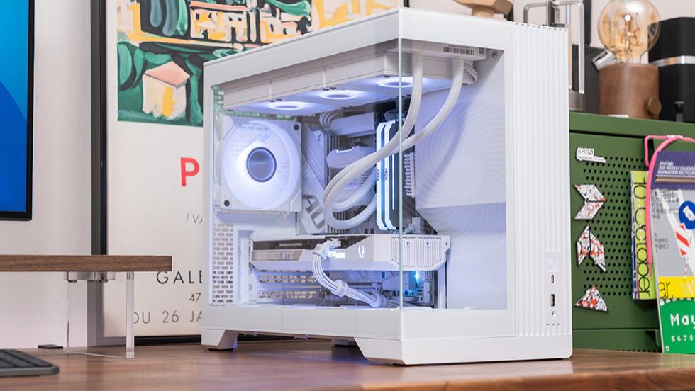 夏日清风，追风者XT V3 + 技嘉 冰雕 B850M + 索泰 5070Ti SOLID CORE