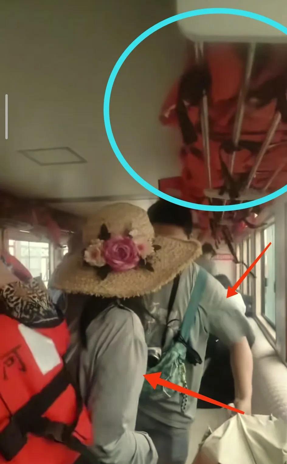 难以置信！贵州游船侧翻，当时其他船上目击者是这样说的:
狂风暴雨加冰雹，船长安全