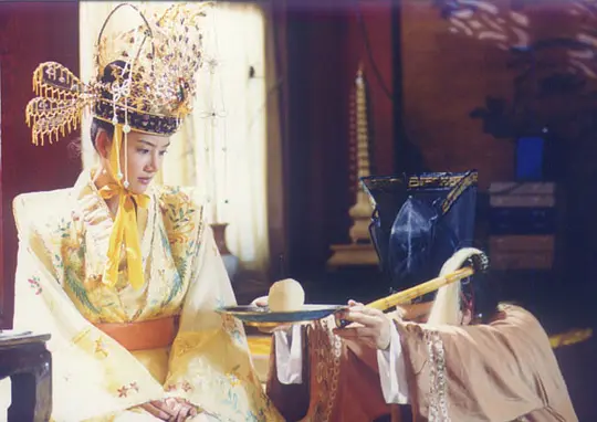    《热血忠魂之独行侍卫》又是很喜欢的群像设定，当初男主千里走单骑可真帅啊，真