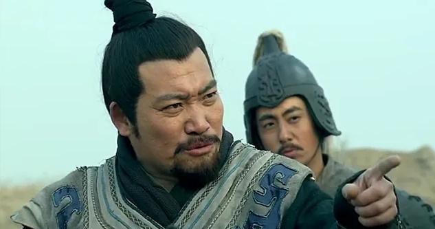 西汉初年，刘邦正在为群臣谋反的事情头疼。他问计张良，张良问他：“陛下平时最痛恨谁
