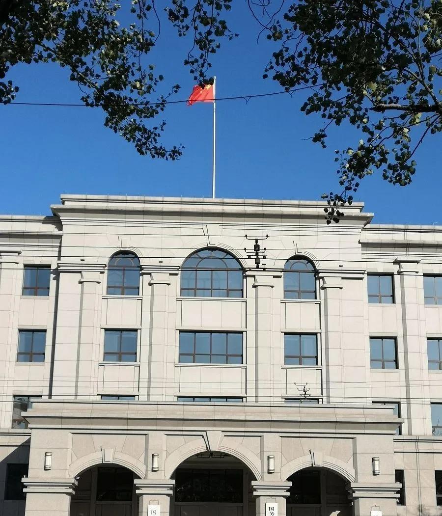 你以为每个国家都能在全世界开满大使馆？现实可没那么壕气！
你以为开大使馆跟开奶茶