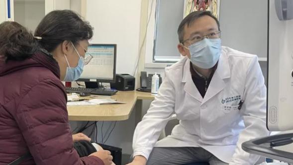 冬季静脉曲张患者怎么避免病情加重？