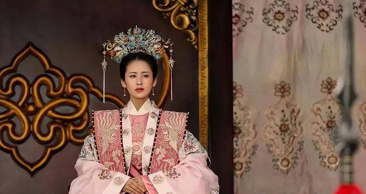 1373年，朱元璋惦 记徐达家七岁的大女儿。他给了几次暗 示，可徐达都不说话。后