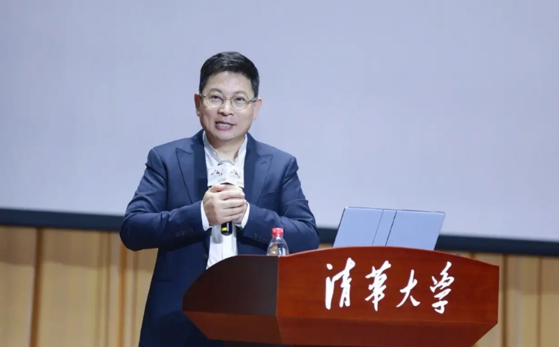 余承东炮轰友商的3大原因！
1、自己卖的不好，虽然华为搞出了很多“界”，据说是5