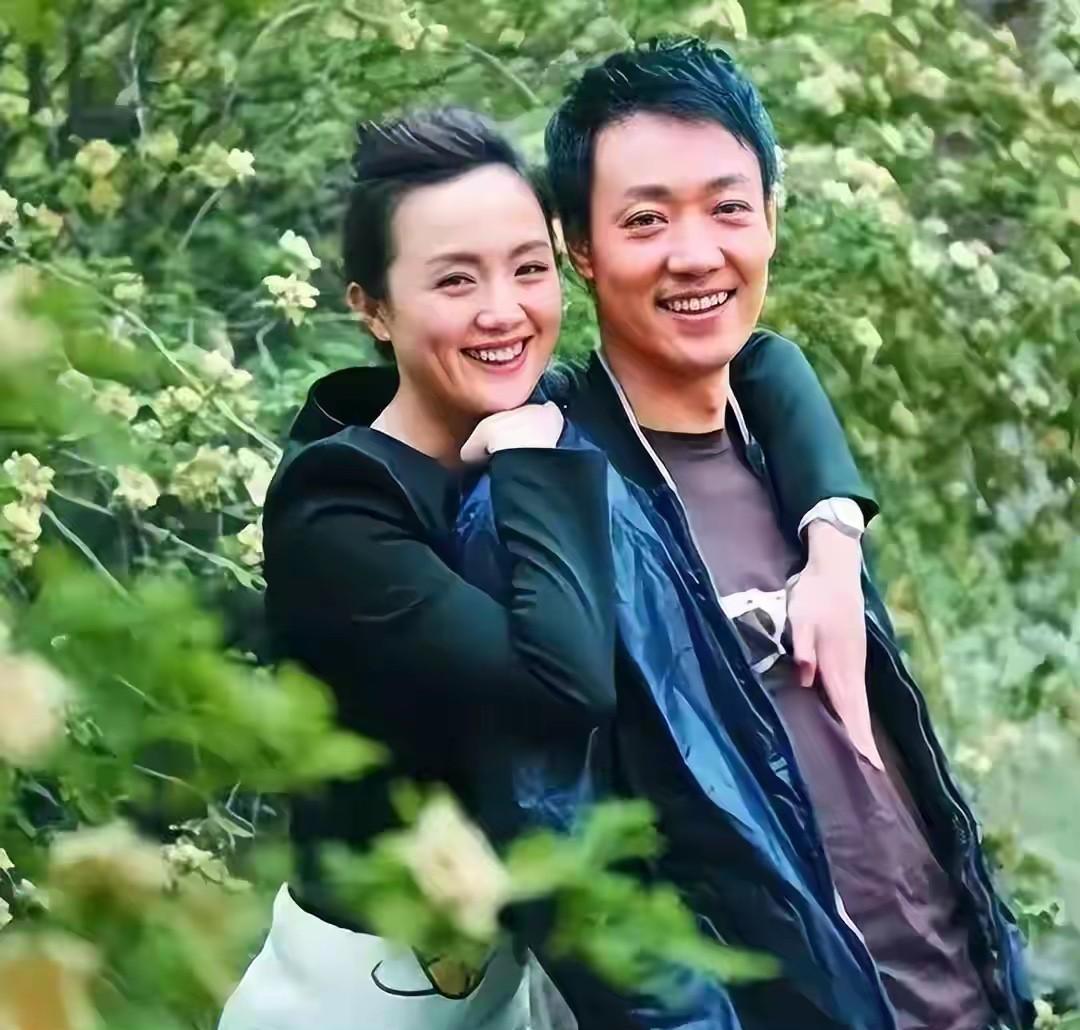 我相信辛柏青停更社交是为了给自己留些时间，
只是没想到，
这一停就是四个月。
连