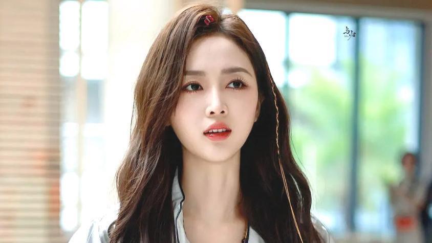 从摄影棚到山海之间：《浪姐6》如何用