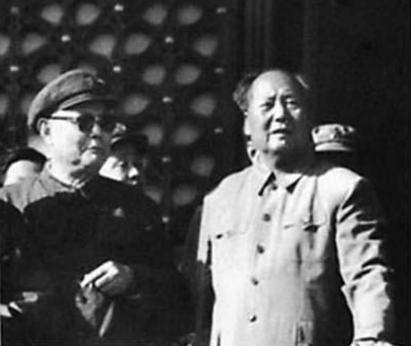 76年陈锡联和叶帅“夺”军权？毛主席临终前，为何把军权交给他？
【1976年2月