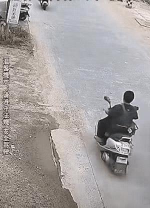 《积善缘》
货车司机反应快，
否则帅哥命不在。
这是往天积善缘，
…………？
拋