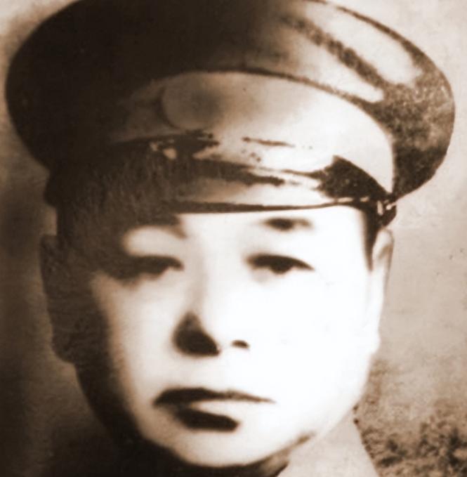 抗日名将死后44年无法入土，亲生子女为何争抢遗体？这事儿听起来魔幻却真实发生在1
