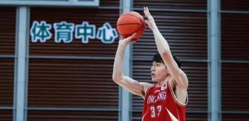 为什么纯投手那么遭教练嫌弃，吴前用连续两个三分不中告诉了我们答案。

浙江队和广