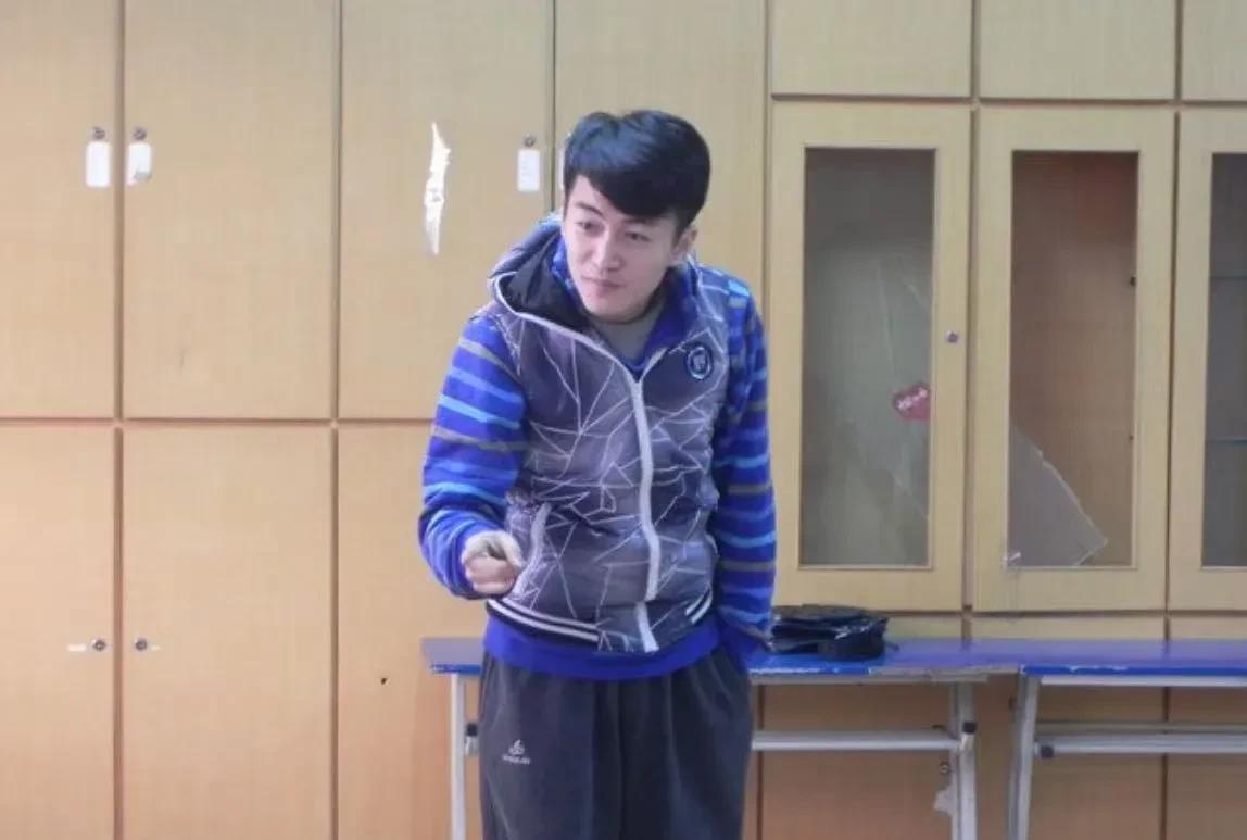陈晓患心理疾病暂时停工？
陈晓离婚之后其实露面还挺少的，除了前阵子一场公开活动亮