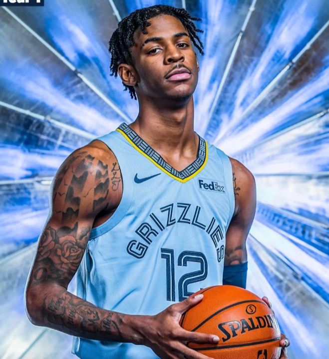 感觉莫兰特真要来雄鹿了，感觉都没有什么别的竞争者给出优质报价啊，拉文国王都敢要首