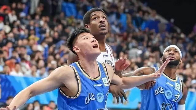 又是0分！北京爆冷惨败天津，顶薪先生迷失赛场，许利民却发现了意外之喜