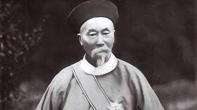 袁世凯吃人参、鹿茸等多年，50多岁的他，看着像80多岁的老人