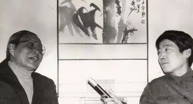 1933年，鲁迅写了很多抨击国民党的文章，老蒋大怒，派沈醉前去暗杀。沈醉在鲁迅门