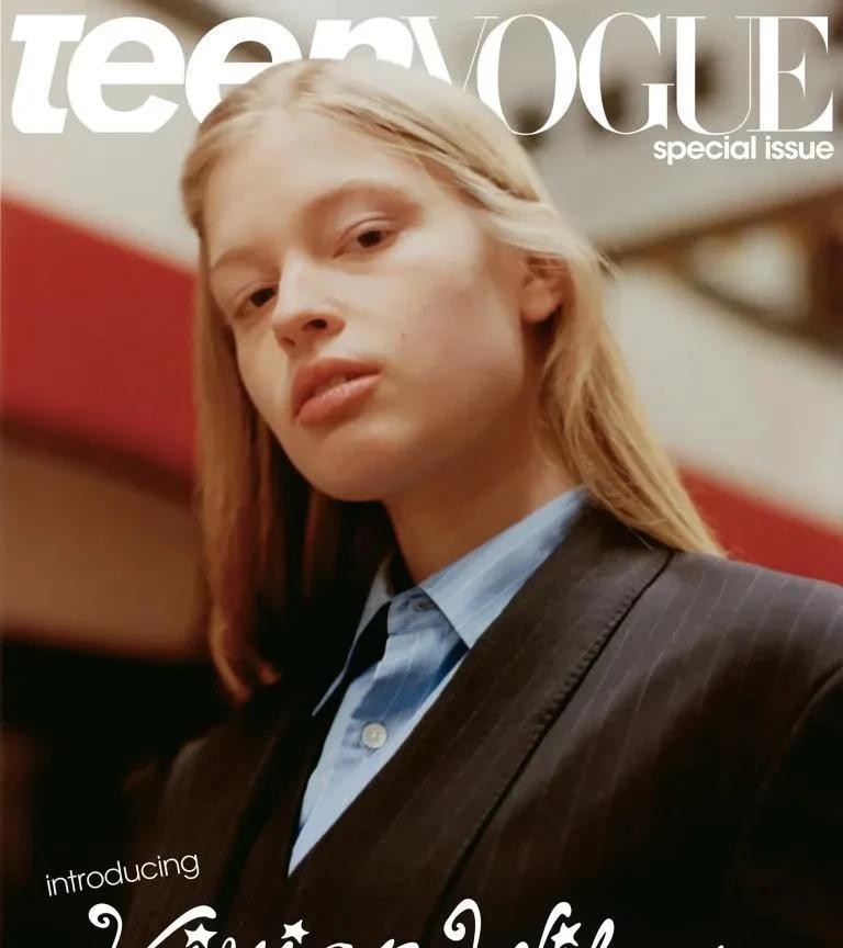马斯克跨性别女儿登上《Teen Vogue》新封面。
20岁的薇薇安·詹娜·威尔