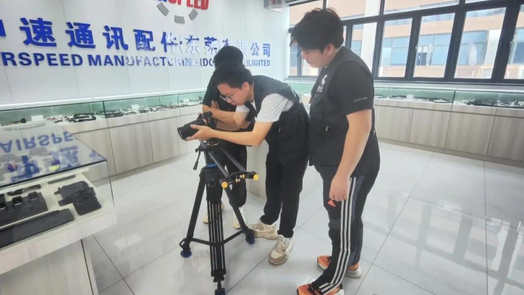 科技精筑连接 匠心定义品质——冲速通讯宣传片开拍