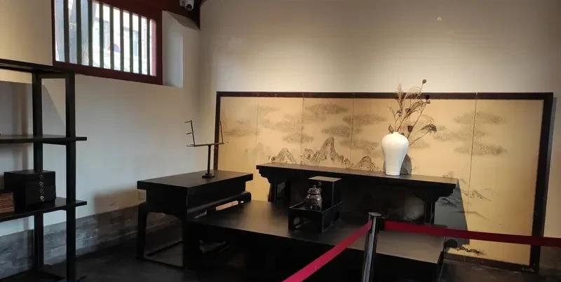 狄仁杰在唐代极受武则天重用。他出身东羌豪族天水狄氏，科举入仕后展现司法天赋。在大