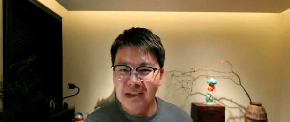 “十万块差价，蔚来ES8一句话就让乐道L90退订潮翻船。”

乐道L90预售