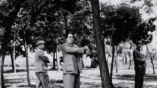 1969年毛主席视察天津想见李银桥，得知他已入狱，主席怒批：瞎搞