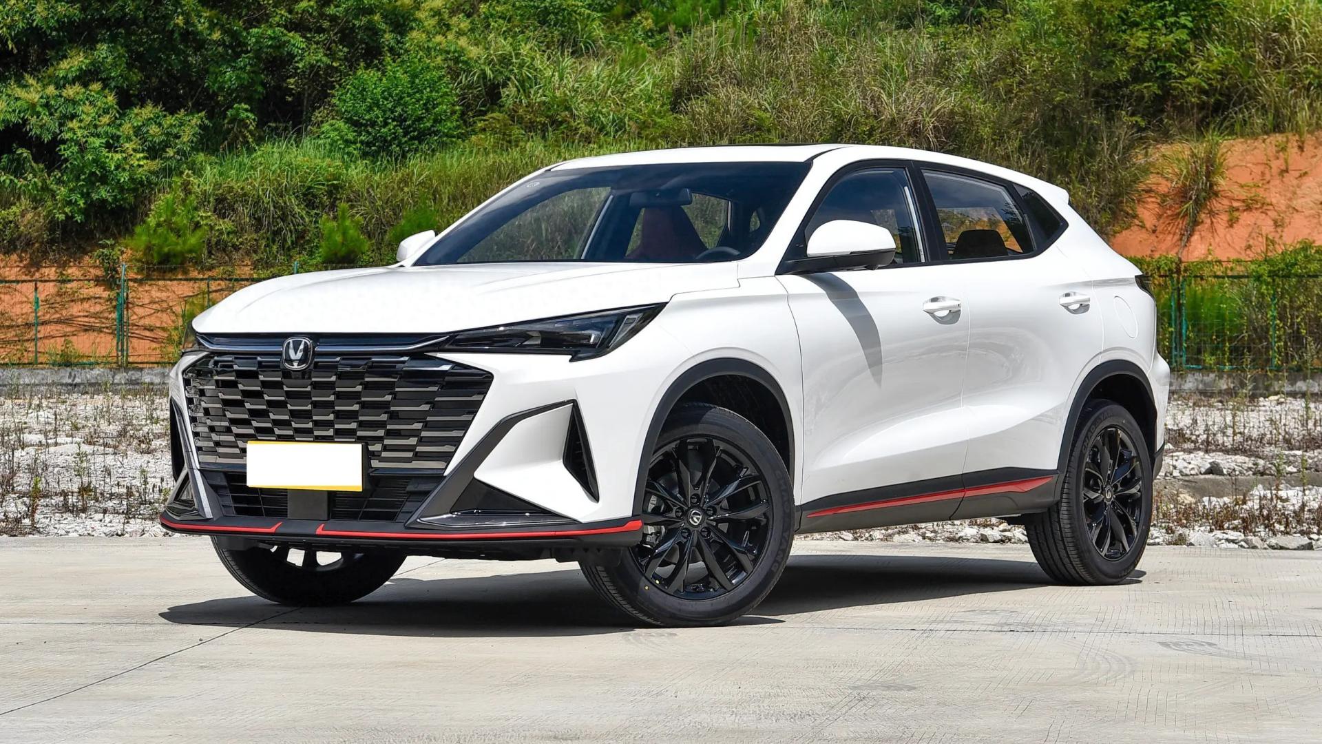 外观和内饰更新，售价降低，限时5.99万元起，适合年轻人的SUV