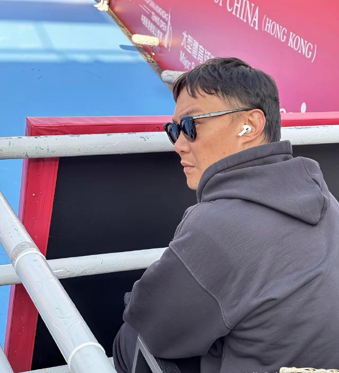 陈奕迅一家三口难得同框看网球比赛！ ​​​