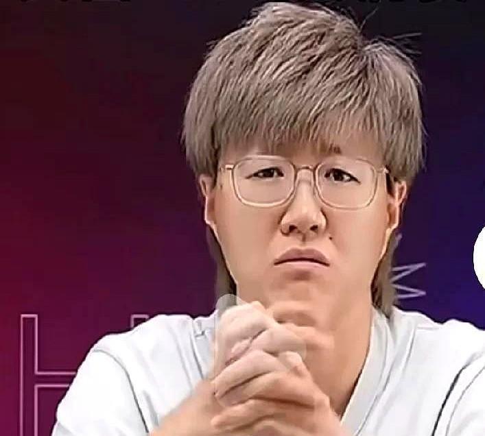 郭焱一句话炸翻乒乓圈！直播时累懵口误，黑子立马高潮：