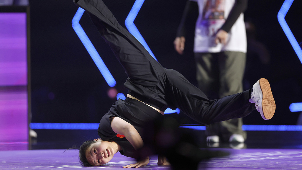 女子霹雳舞入奥：中国选手地板动作原创性研究