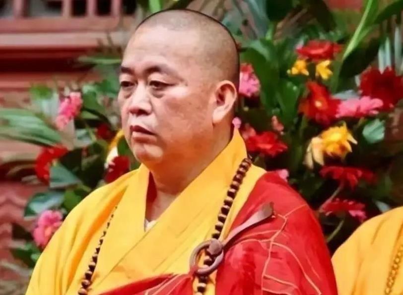 释永信被抓一点也不奇怪，奇怪的是为什么一直拖到现在才被抓？
释永信的事就像一团迷