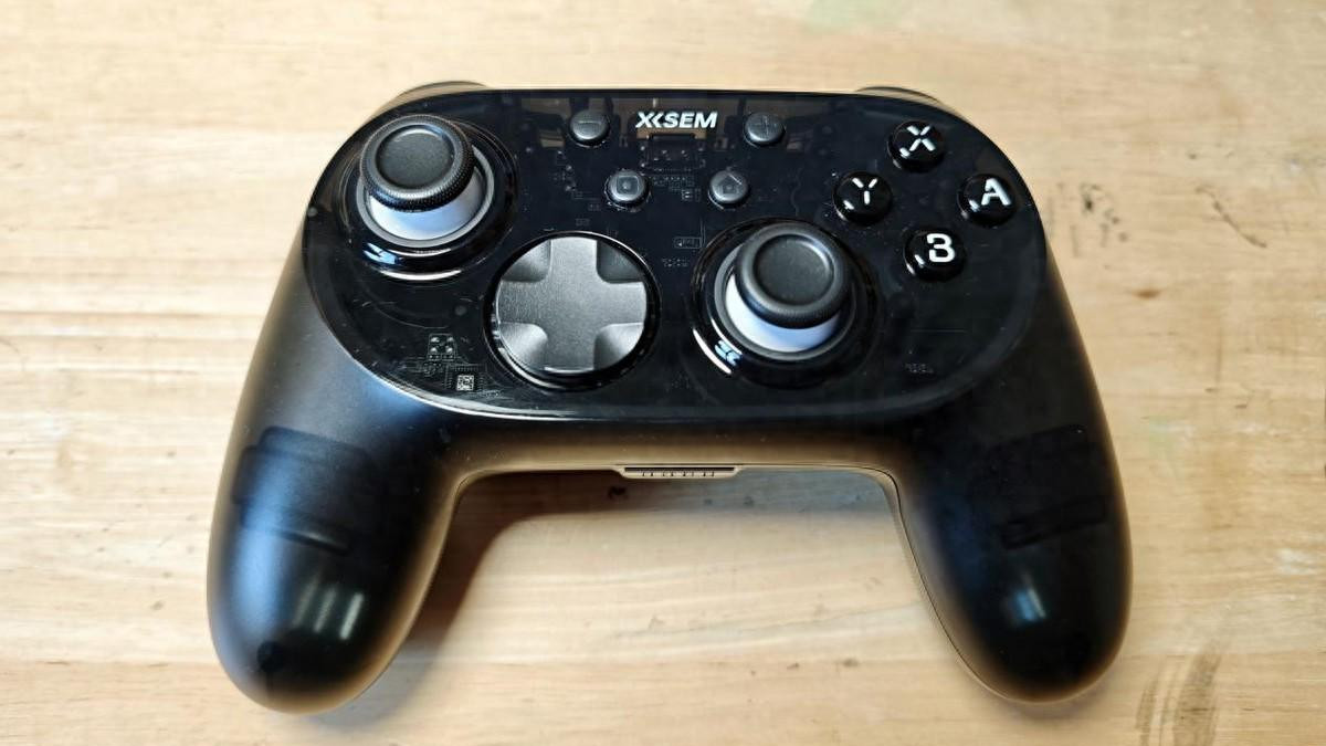 当Switch遇上西圣GC1：这手柄是来给老任“上强度”的吧？