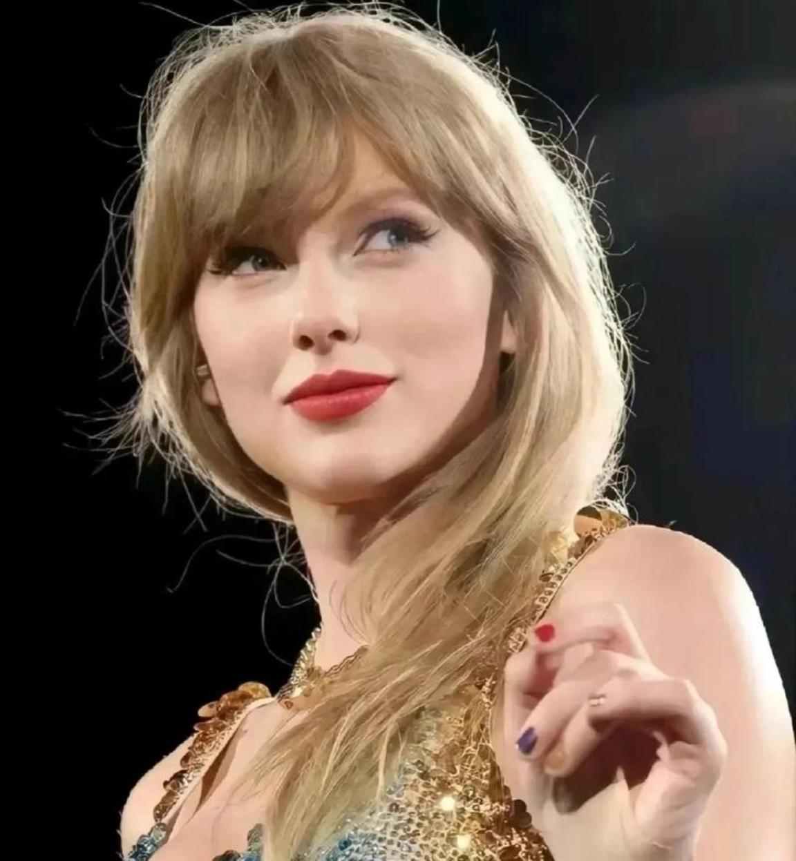 凯尔西才是真正的人生赢家：追星追成老公！
35岁的天后泰勒·斯威夫特（Taylo