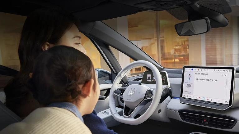 还是等优惠吧，大众ID.3磷酸铁锂版上市售11.9888万元起