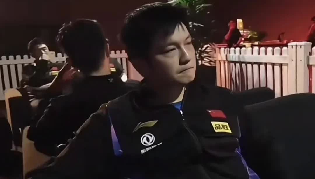 马龙和樊振东谁最强?马龙是双圈大满贯，樊振东是世界上唯一金满贯，而且还拿到所有赛