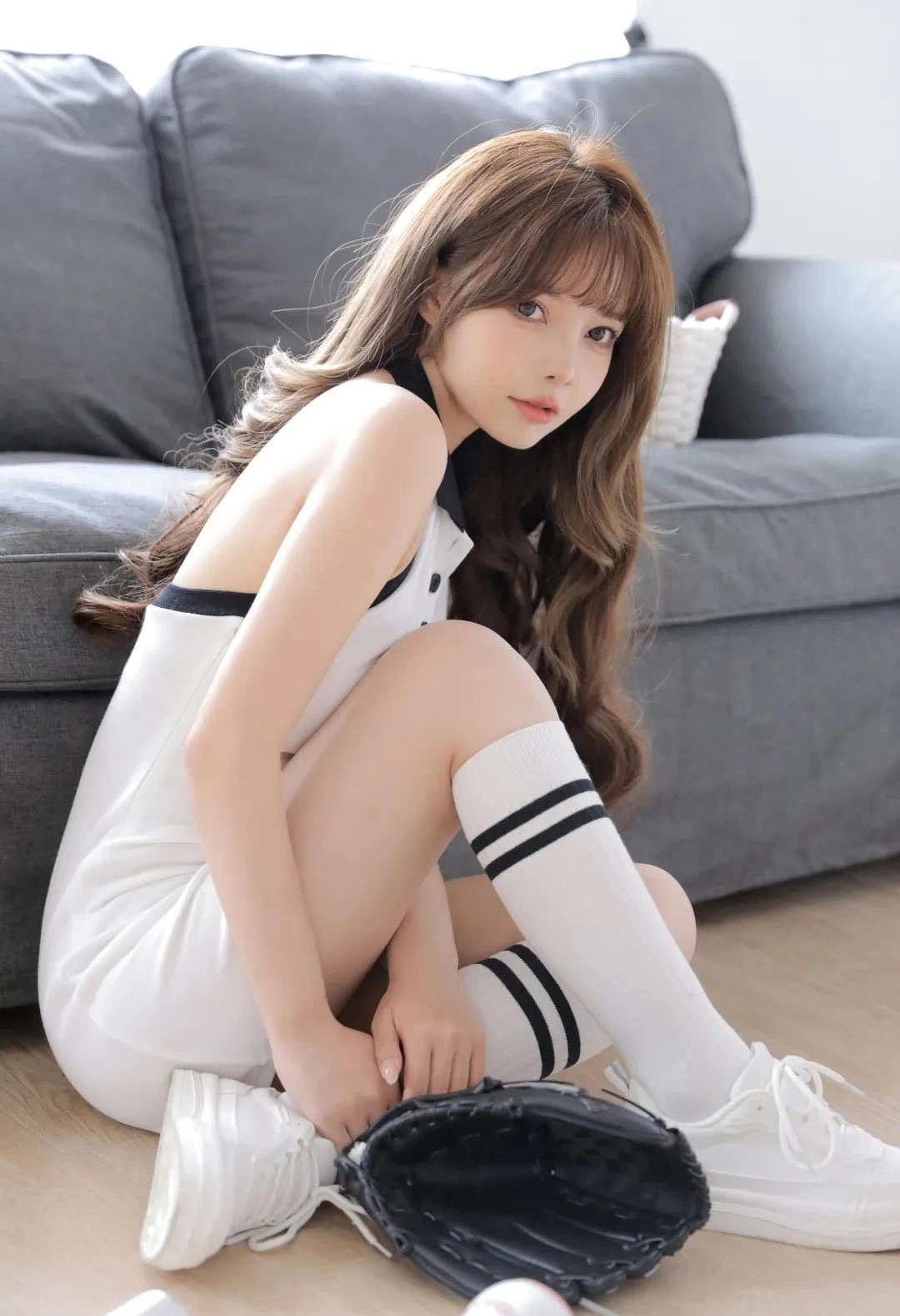 有这种女友你舍得加班吗？