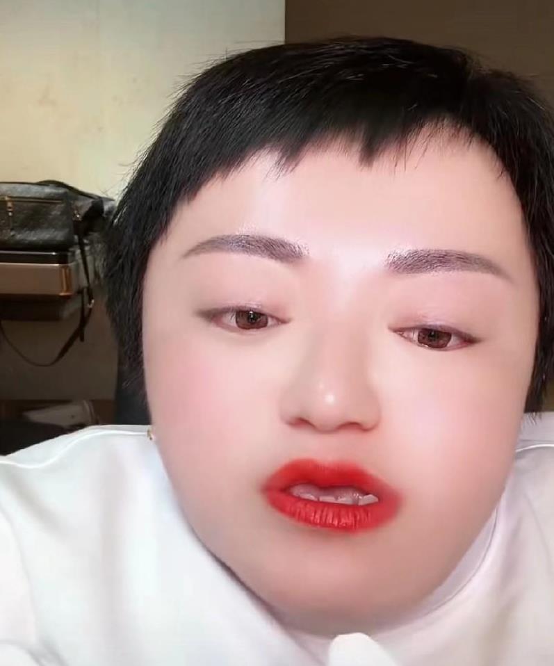 终于知道喜梅娘家人，为什么不喜欢大双了？原来，喜梅的妹妹也喜欢大双，全家人都想让
