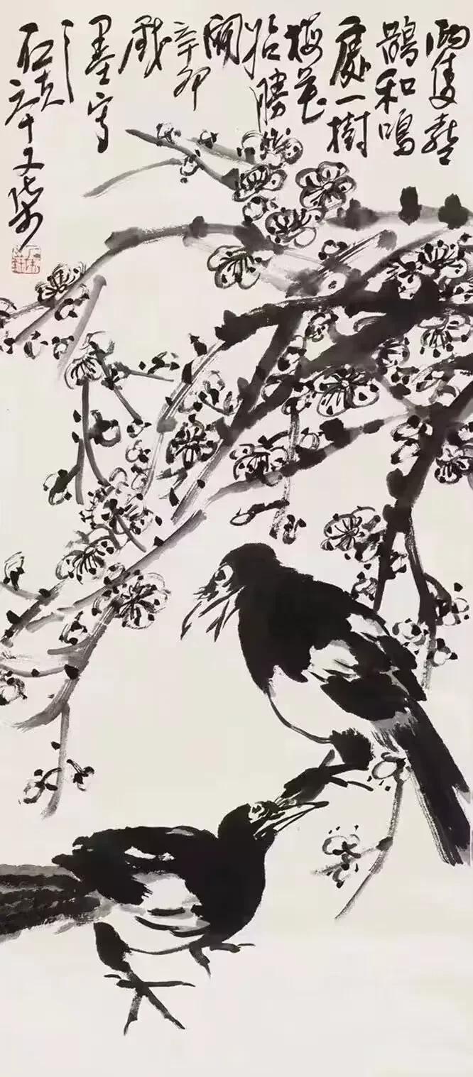 以前我买鹦鹉的时候，卖家就特别嘱咐过我，千万不能放出去，它没有野外生存能力。只适