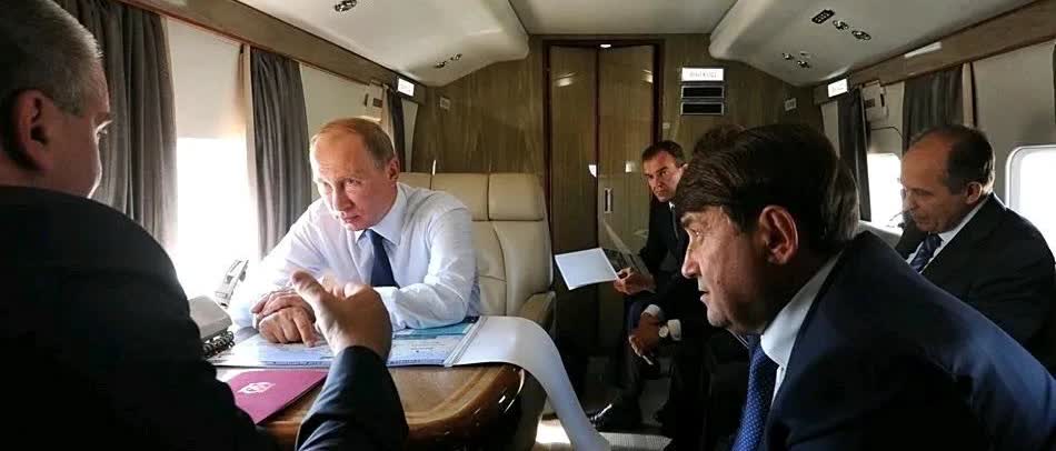 再过不到一天的时间，俄罗斯总统普京将飞往美国阿拉斯加参加特普会，莫斯科伏努科沃机