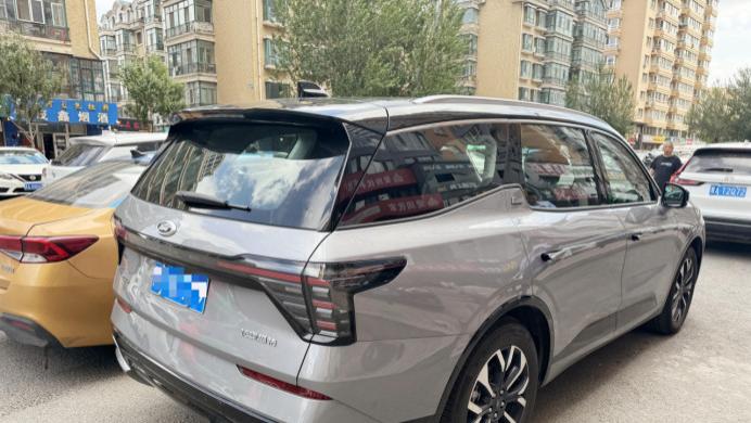 带爸妈跑长途才懂，锐界 L 这几个点太实在了