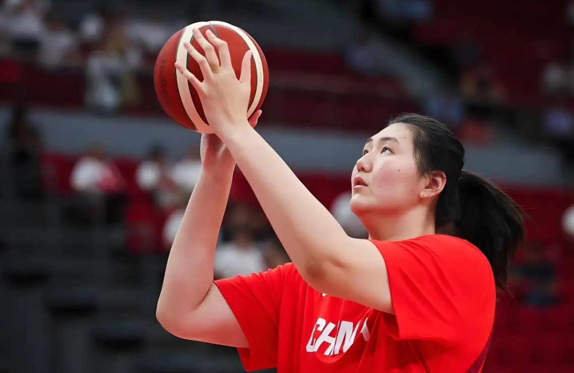 日本女篮为什么两输中国女篮？盖恩斯一席话道出实情

首场比赛92-101败北后，