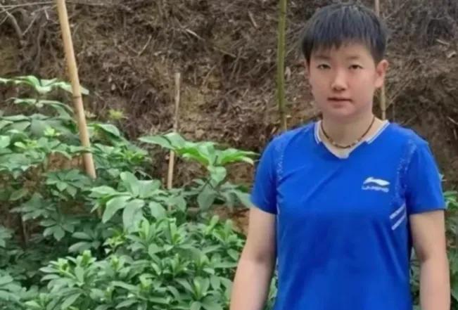 多哈世乒赛结束后，大胖陪妻子孩子去迪士尼放松去了，大头回先农坛了。王曼昱结大牌代