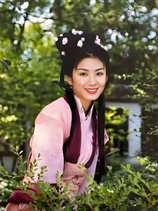 黄奕说，拍《上错花轿嫁对郎》时，我跟聂远其实是男女朋友。当时这部电视剧没有女主角